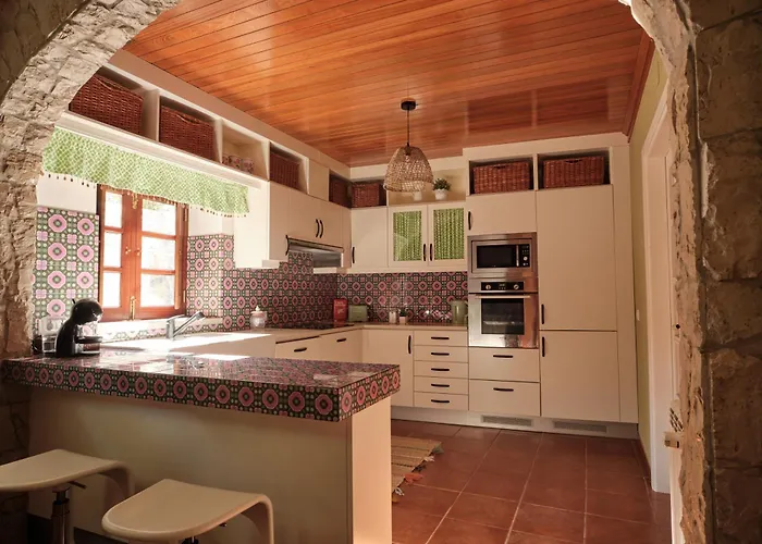 Casa Da Pia - Pia Do Urso * Casais de Sao Mamede